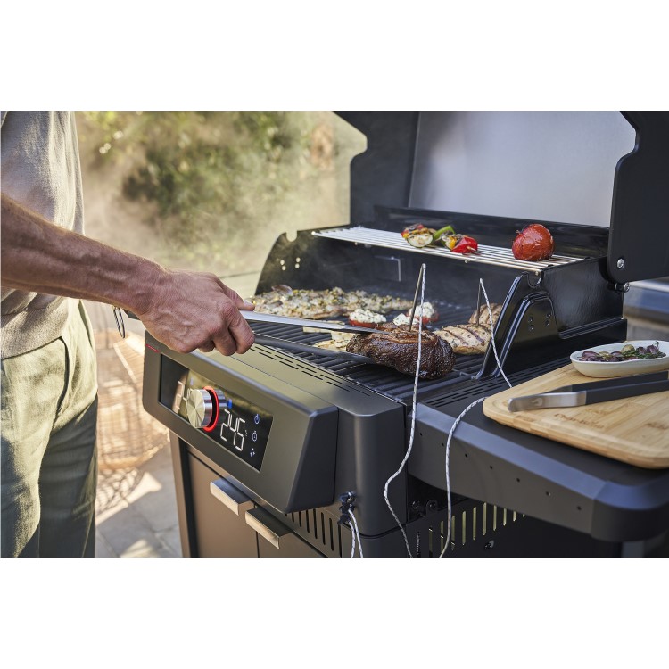 Char-Broil EVOLVE Smart Digital Gas BBQ with App Control - Black