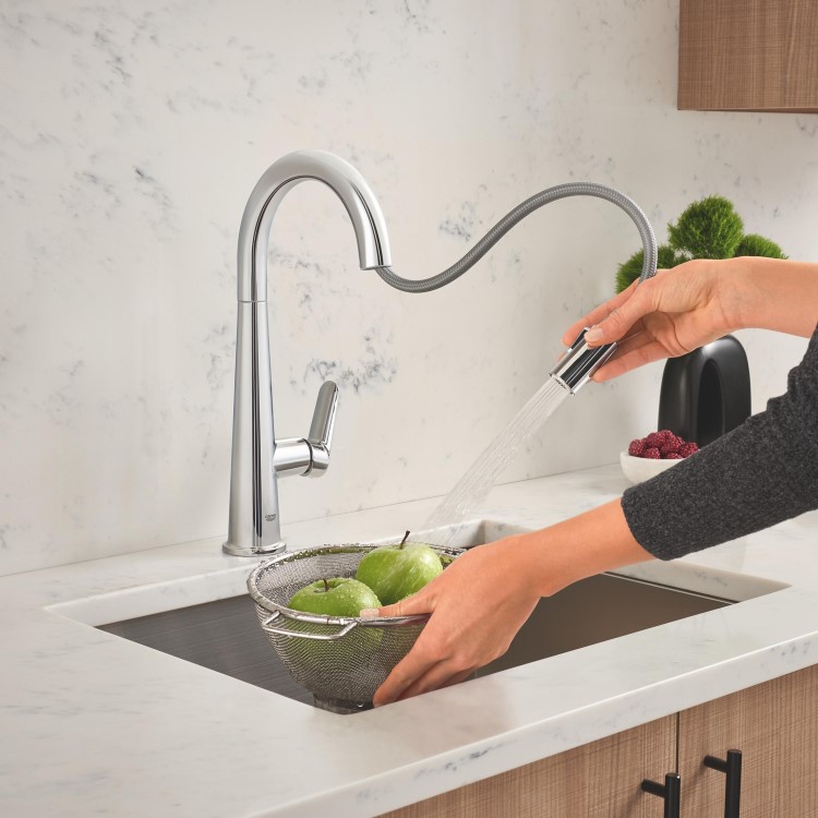 Grohe Veletto Single Lever Monobloc Pull Out Kitchen Tap- Nickel