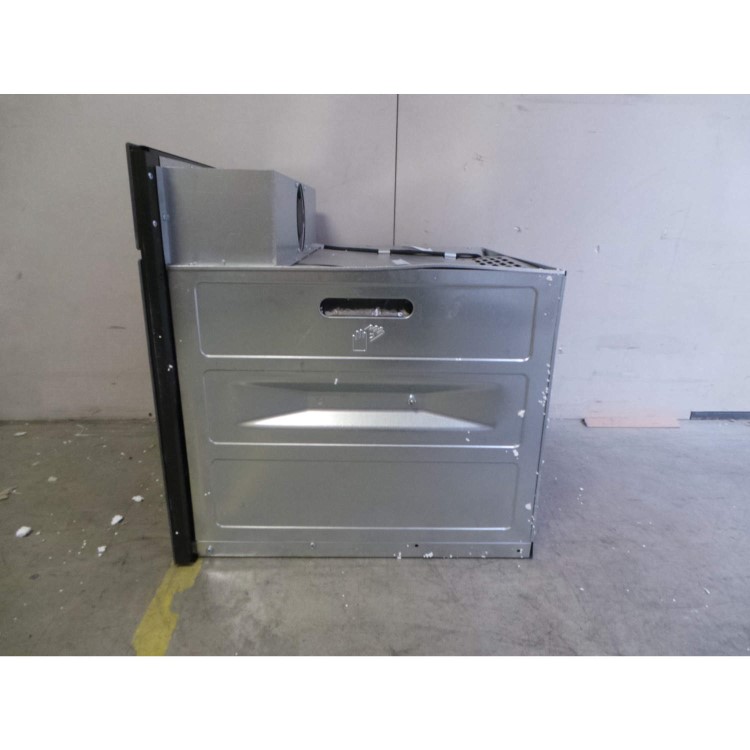 GRADE A2 - Light cosmetic damage - New World NW601F Fanned Electric Built In Single Oven - Black