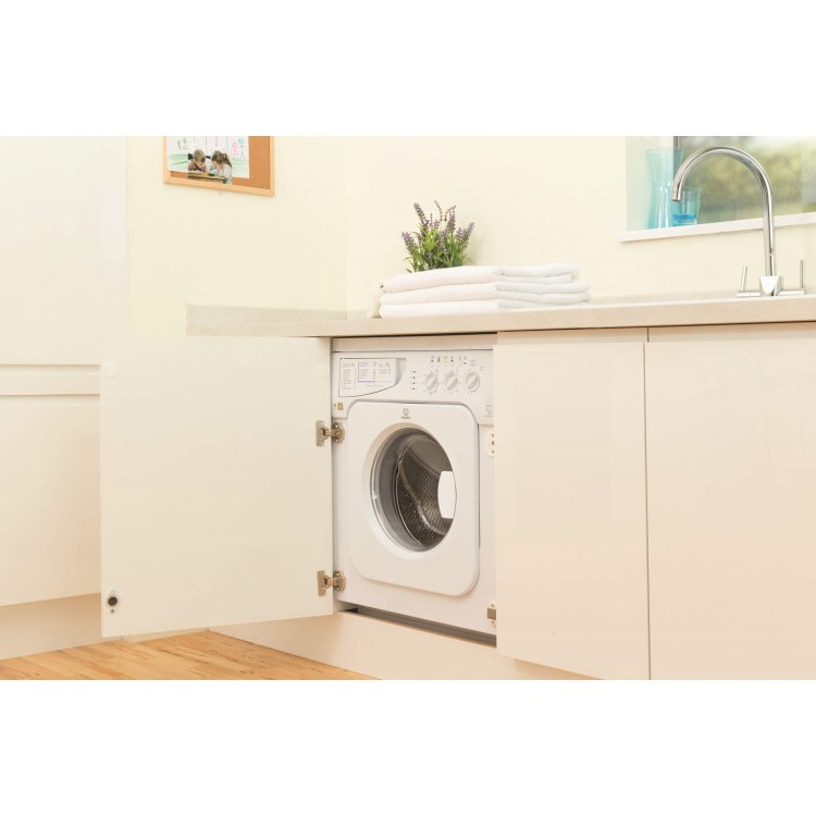 Indesit 7kg 1400rpm Integrated Washing Machine - White