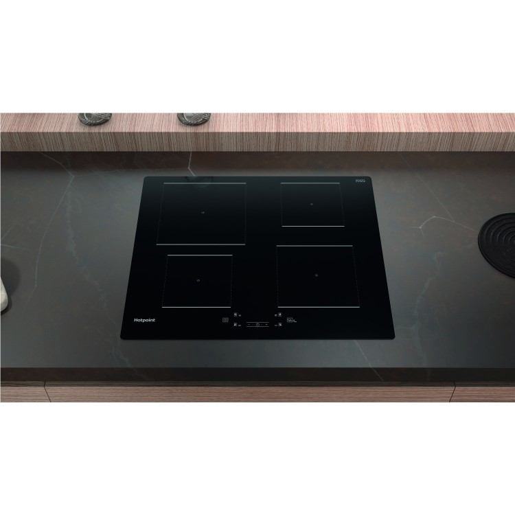 Hotpoint 59cm 4 Zone Induction Hob