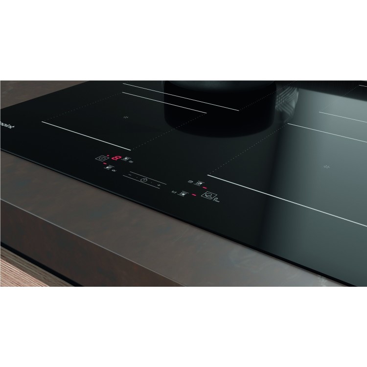 Hotpoint 59cm 4 Zone Induction Hob