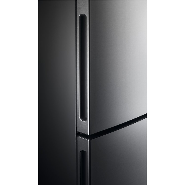 AEG 324 Litre 60/40 Freestanding Fridge Freezer - Silver