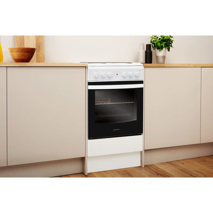 Indesit 50cm Electric Cooker with Sealed Plate Hob - White