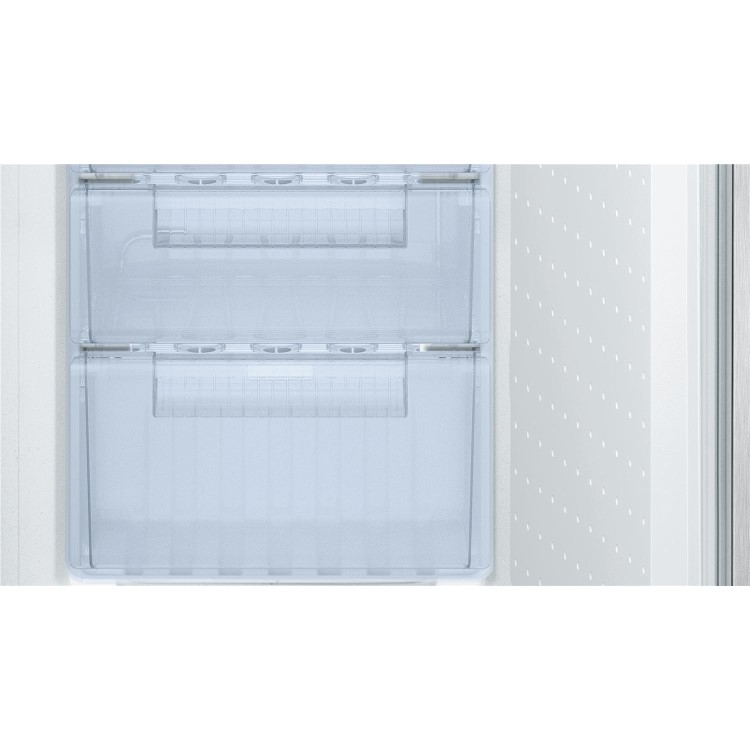 Bosch Series 2 54cm Wide 50-50 Integrated Upright Fridge Freezer - White