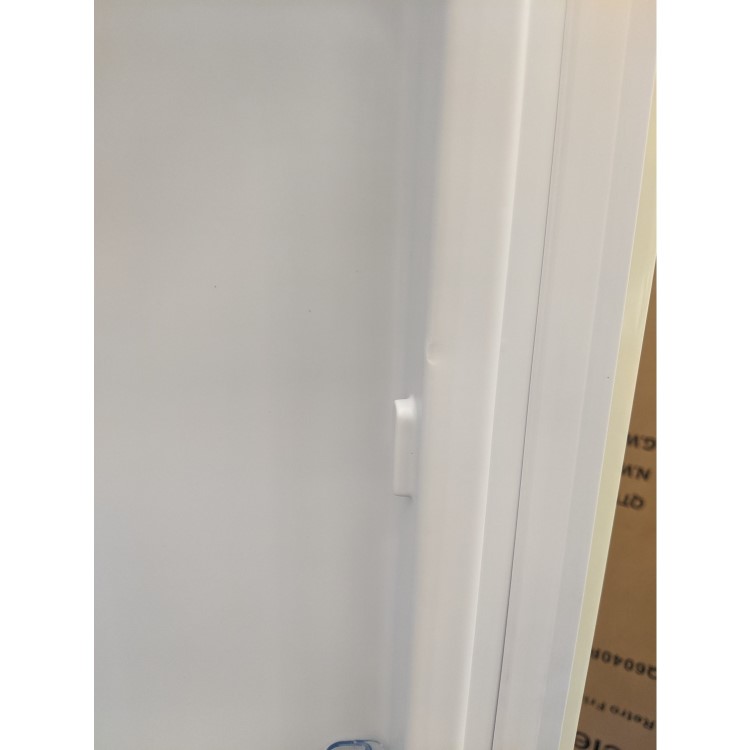 Refurbished electriQ EQ6040RETROCREAM Freestanding 244 Litre 60/40 Retro Fridge Freezer Cream