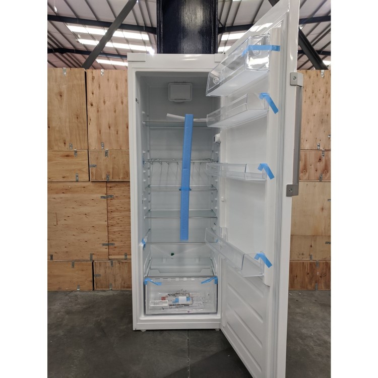 Refurbished Hotpoint SH61QW1 Freestanding 322 Litre Tall Fridge White