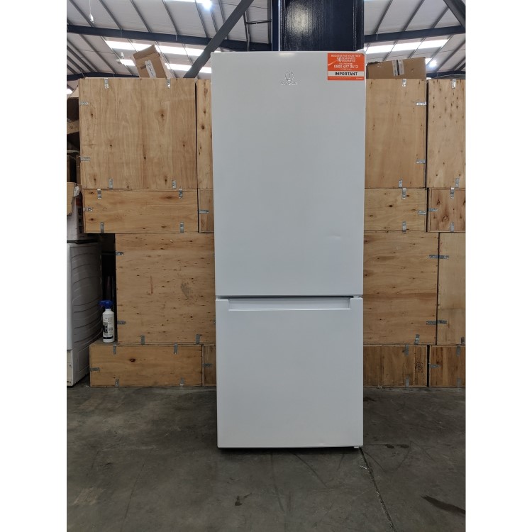 Refurbished Indesit LI6S1EWUK Freestanding 272 Litre 70/30 Litre Fridge Freezer White