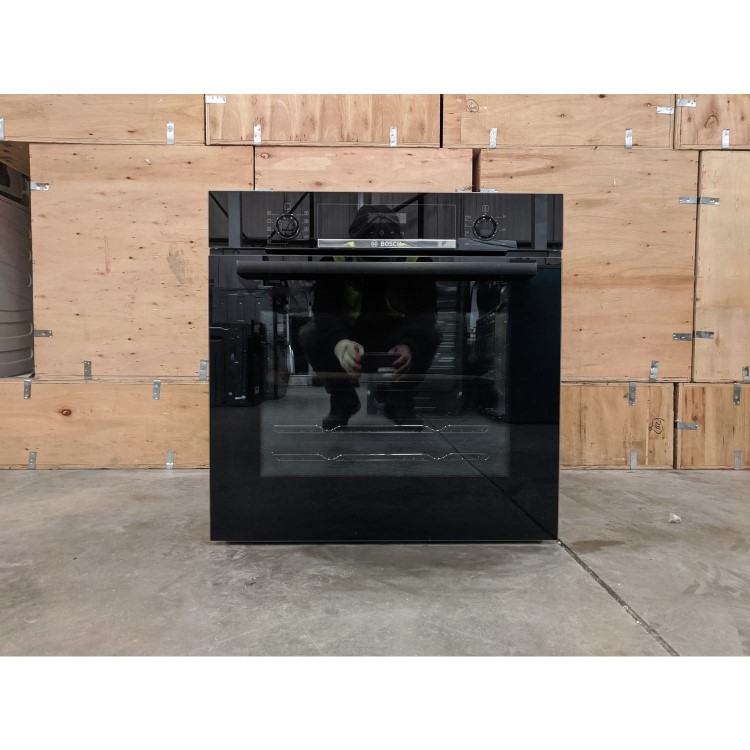 Refurbished Bosch Serie 4 HBS573BB0B Multifunction 60cm Single Built In Electric Pyrolytic Self Cleaning Oven Black