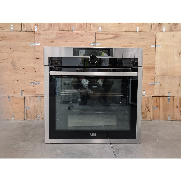 Refurbished AEG BSE998330M SteamPro 60cm Single Built In Electric Oven 