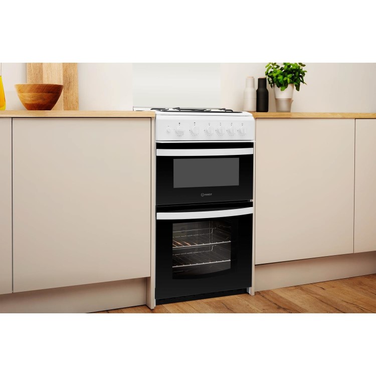 Indesit 50cm Gas Cooker with Lid - White