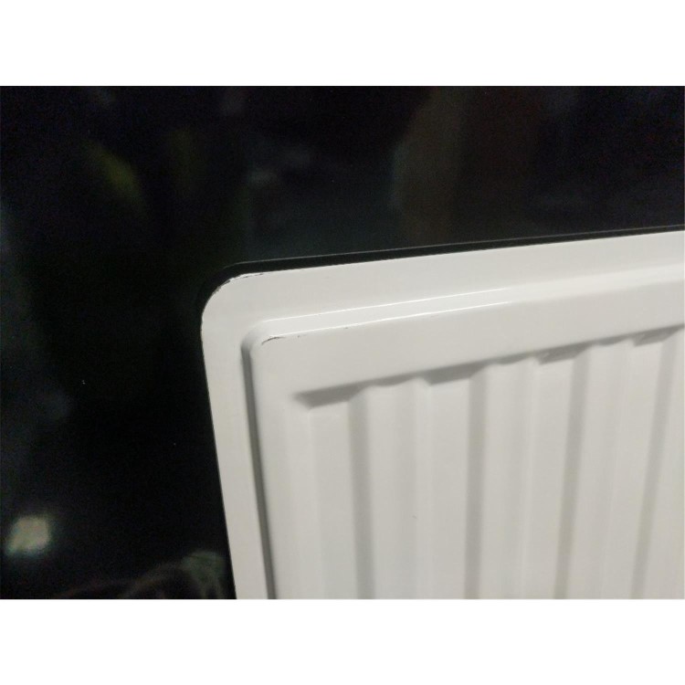 GRADE A5 - Ultraslim 800W Wall Mountable Oil Filled Radiator with Thermostat and Weekly Timer