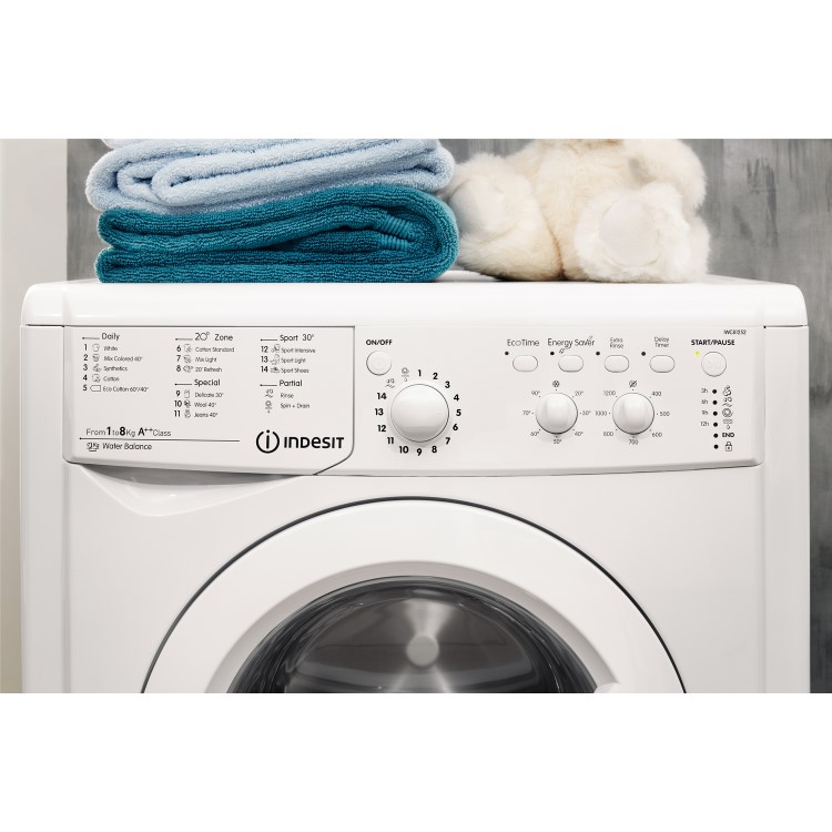 Indesit 8kg 1200rpm Freestanding Washing Machine - White