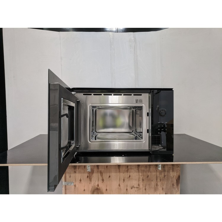 Refurbished Bosch Series 4 BFL523MB0B Built In 20L 800W Microwave Black