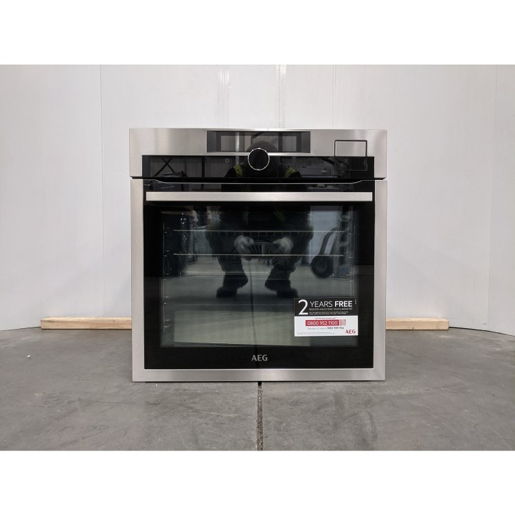 Refurbished AEG 9000 SteamPro BSE998330M 60cm Single Built In Electric Ovenl Black