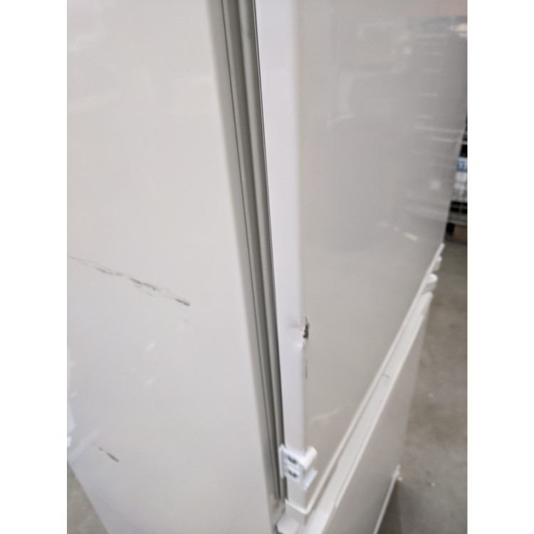 Refurbished Beko BCSD173 Integrated 271 Litre 70/30 Upright Fridge Freezer White