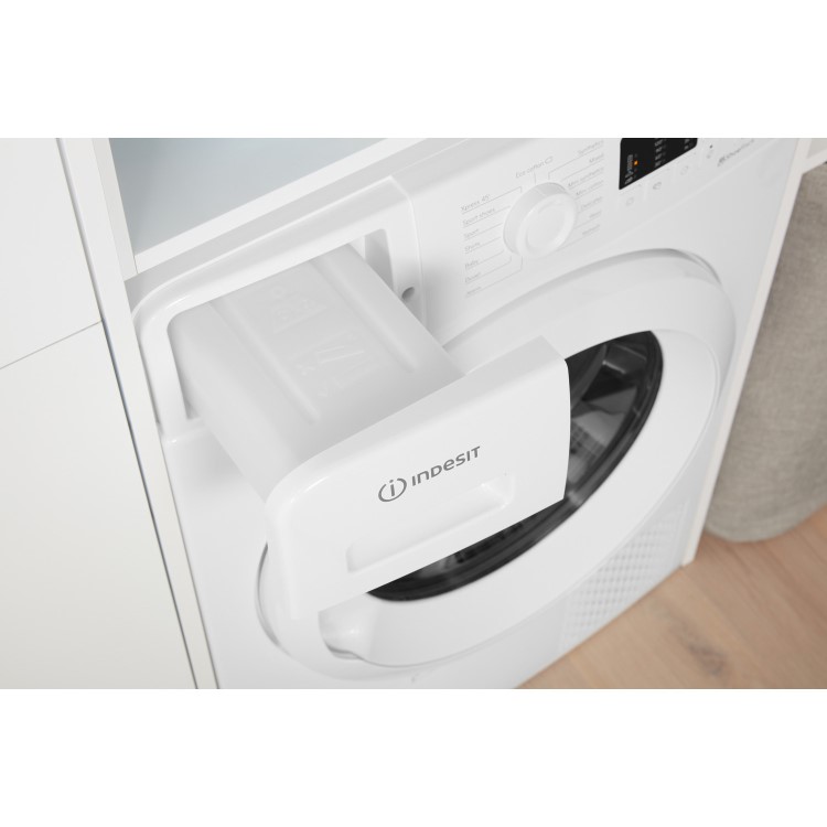 Indesit Push&Go 7kg Heat Pump Tumble Dryer - White