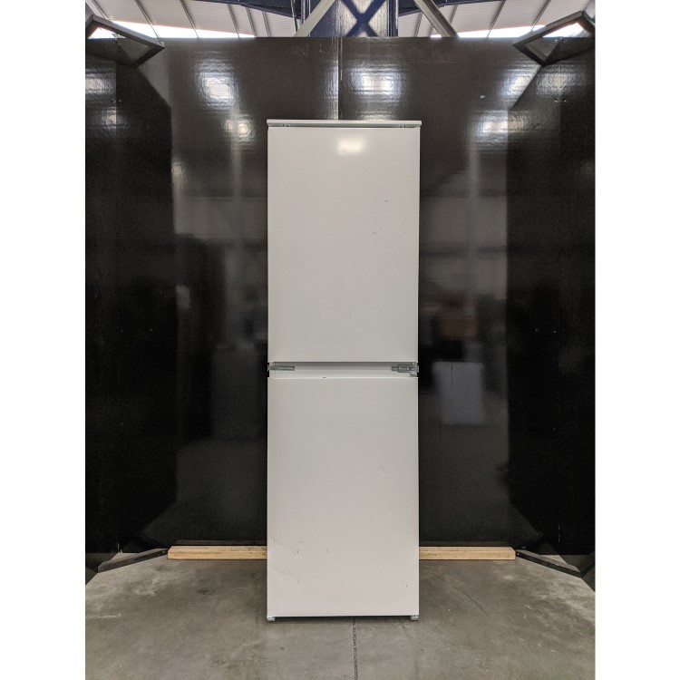 Refurbished Zanussi ZNFN18FS5 Integrated 267 Litre 50/50 Fridge Freezer