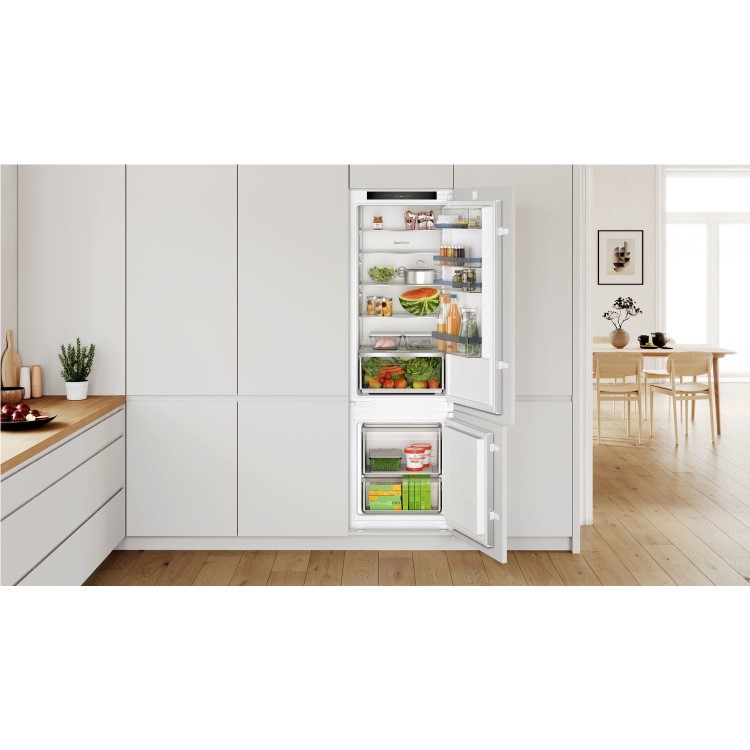 Bosch Series 4 270 Litre 70/30 Integrated Fridge Freezer