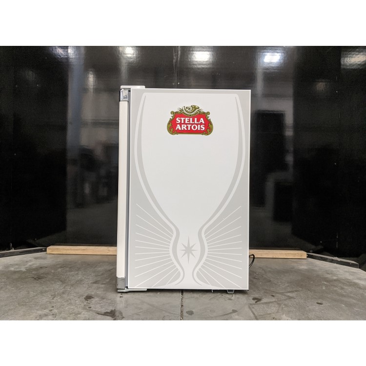 Refurbished Husky Stella HU218 122 Litre Drink Fridge White