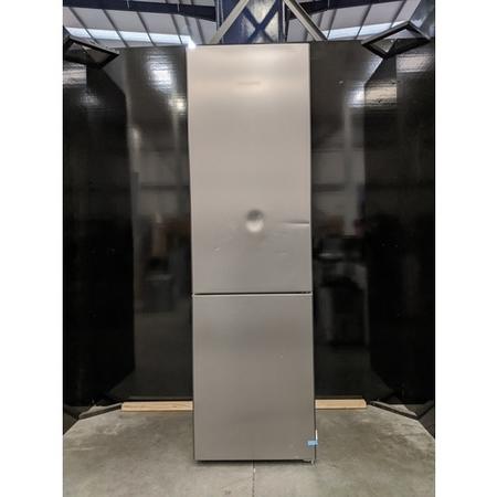 Refurbished Liebherr CNsfd5703 Freestanding 371 Litre 60/40 Fridge Freezer