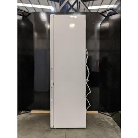 Refurbished AEG RCB636E5MW Freestanding 360 Litre 60/40 Fridge Freezer White