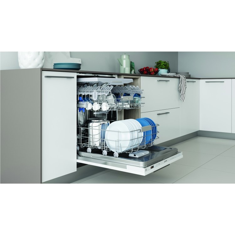 Refurbished Indesit DIO3T131FEUK 14 Place Fully Integrated Dishwasher