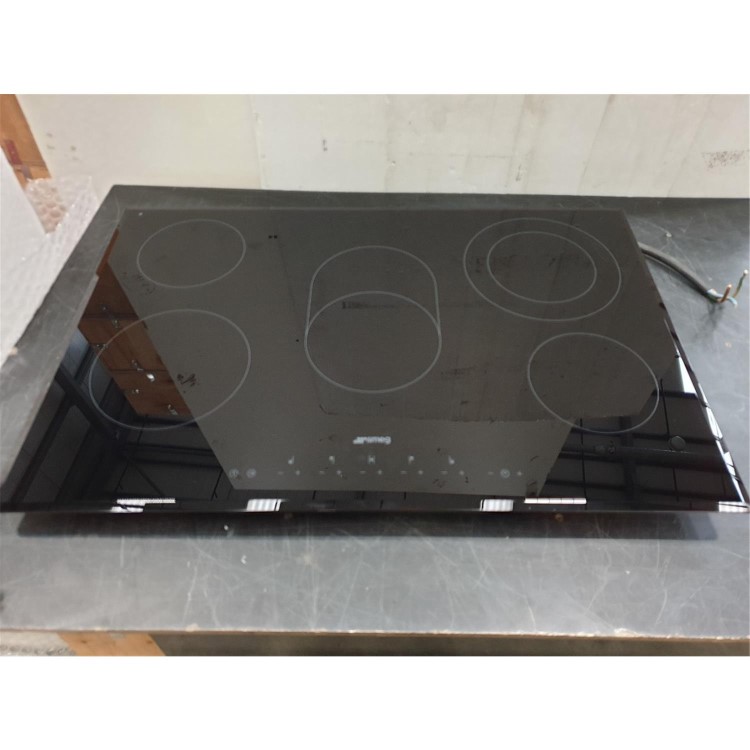 Refurbished Smeg SE385EMTB 77cm 5 Zone Ceramic Hob with Bevelled Edge