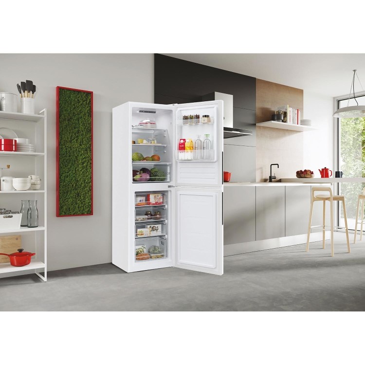 Hoover 252 Litre 50/50 Freestanding Fridge Freezer - White