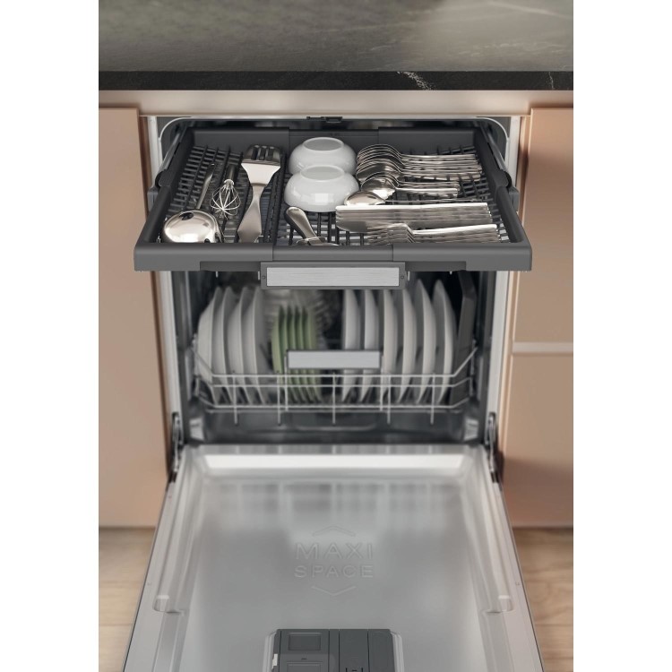 Hotpoint Maxi Space Integrated Dishwasher