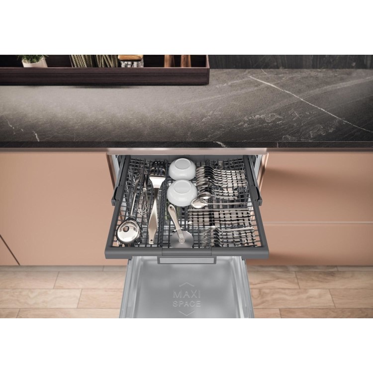 Hotpoint Maxi Space Integrated Dishwasher