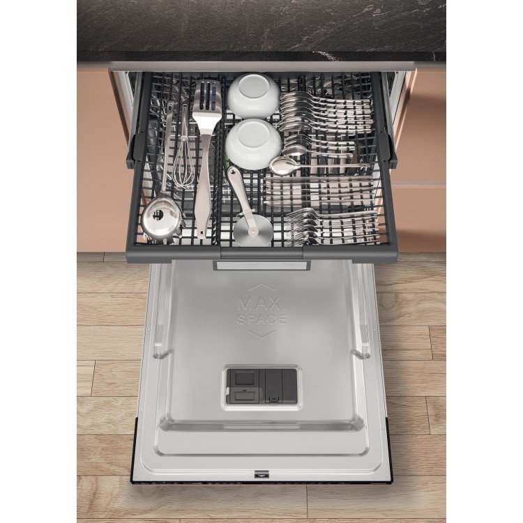 Hotpoint Maxi Space Integrated Dishwasher