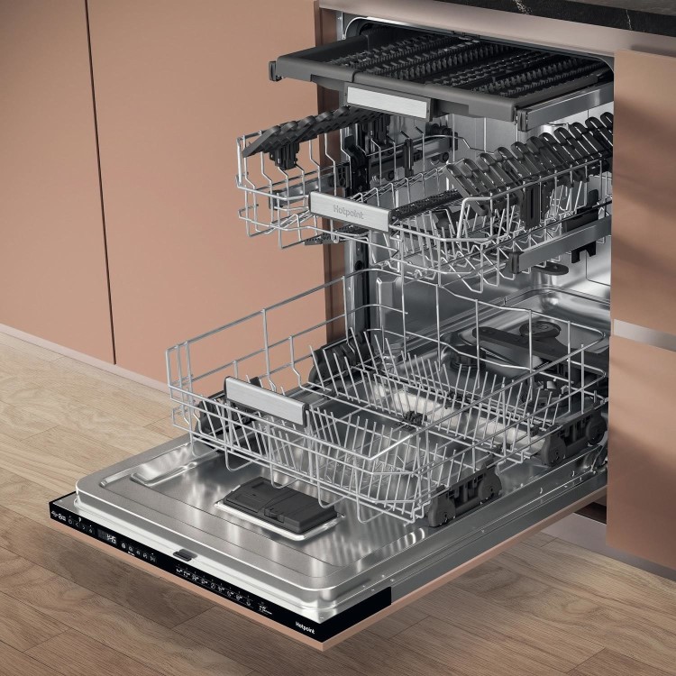 Hotpoint Maxi Space Integrated Dishwasher