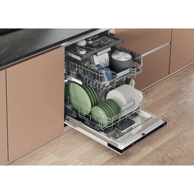 Hotpoint Maxi Space Integrated Dishwasher