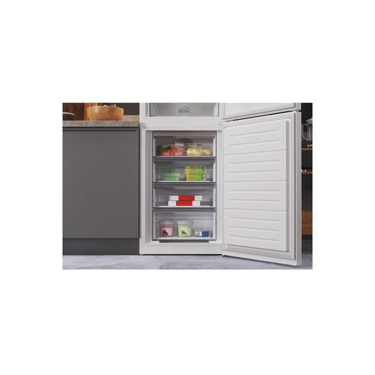 Refurbished Hotpoint HTFC850TI1W1 Freestanding 322 Litre 50/50 Frost Free Fridge Freezer White