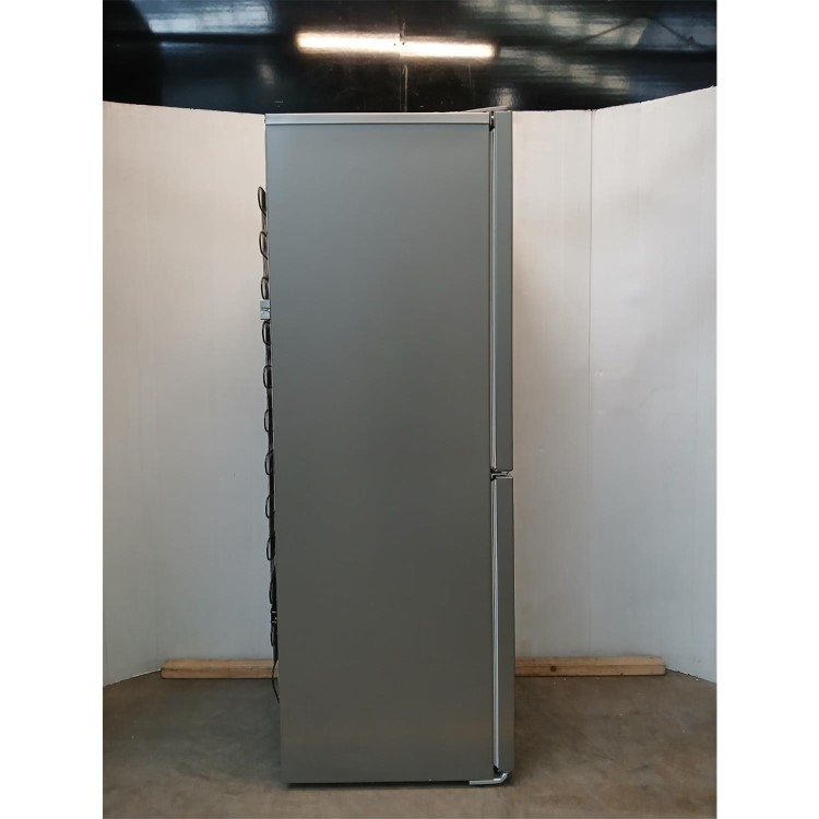 Refurbished Beko CFG4552S Freestanding 220 Litre 50/50 Frost Free Fridge Freezer Silver 