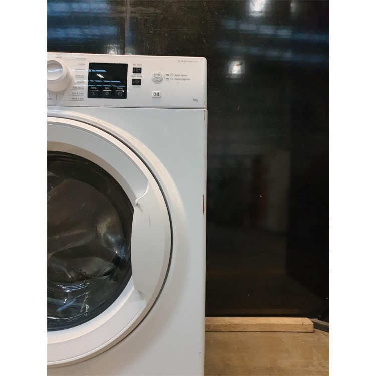 Refurbished Hotpoint AntiStain NSWM946WUK Freestanding 9KG 1400 Spin Washing Machine White