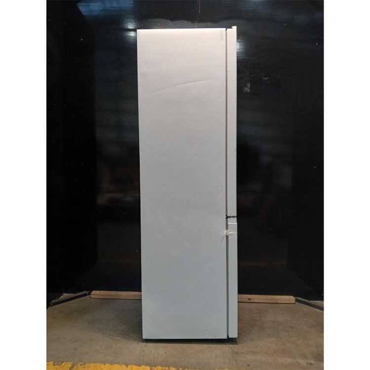 Refurbished Fridgemaster MC55265E Freestanding 269 Litre 70/30 Fridge Freezer White