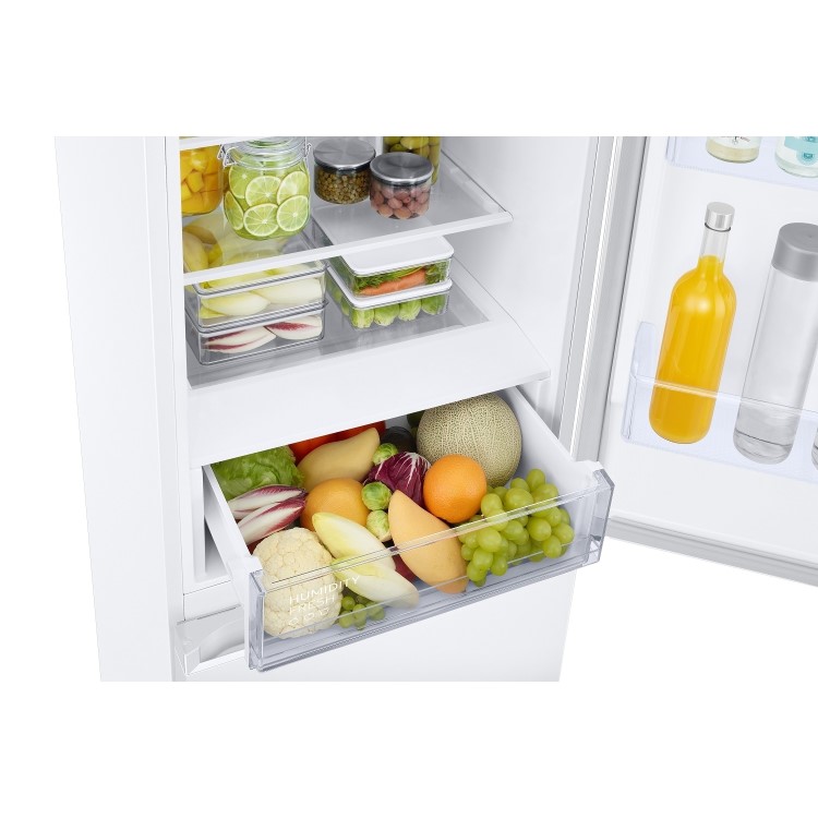 Refurbished Samsung Series 5 RB38C602CWW Freestanding 390 Litre 70/30 Fridge Freezer White