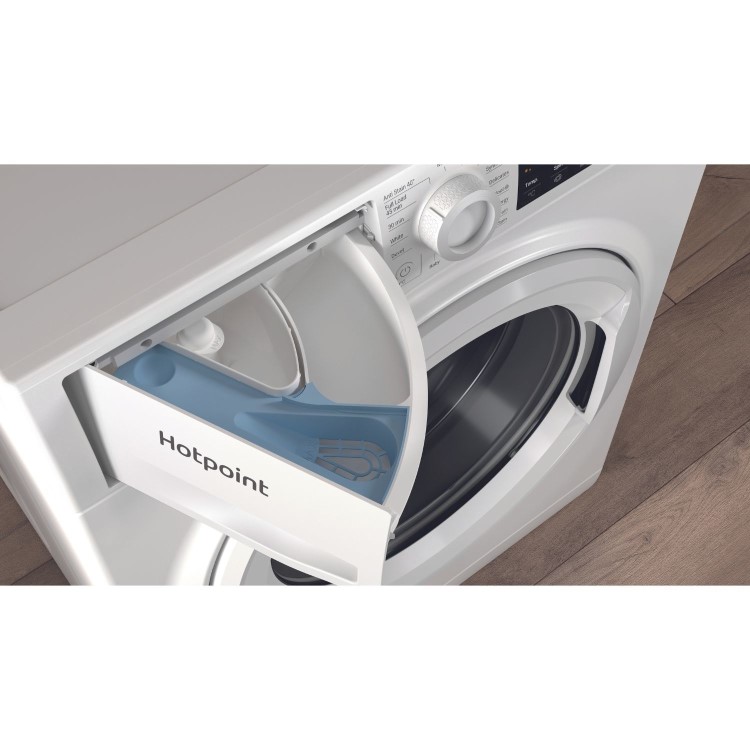 Refurbished Hotpoint AntiStain NSWM846WUK Freestanding 8KG 1400 Spin Washing Machine White