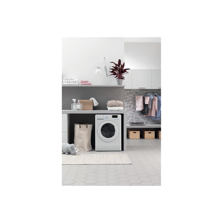 Refurbished Indesit BDE96436XWUKN Freestanding 9/6KG 1400 Spin Washer Dryer White