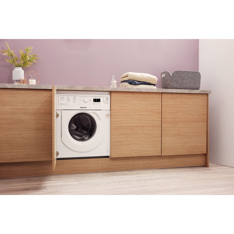 Refurbished Hotpoint Anti-stain BIWDHG75148UKN Integrated 7/5KG 1400 Spin Washer Dryer White