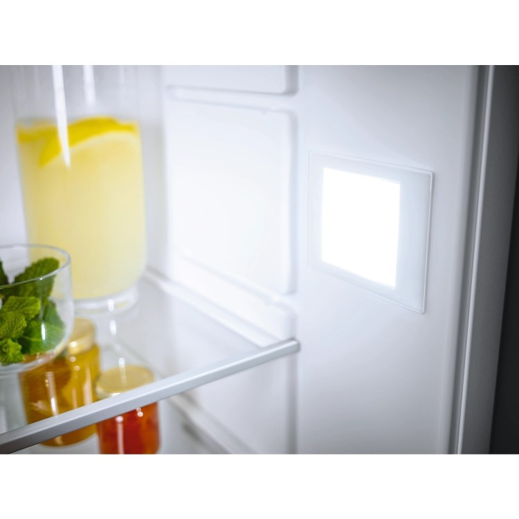 Miele 144L In-column Integrated Fridge