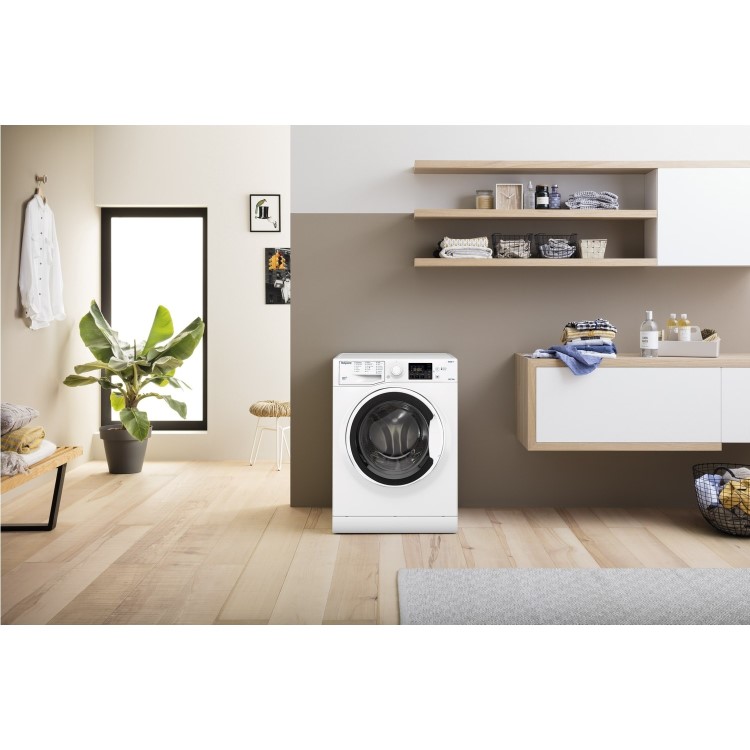 Refurbished Hotpoint Futura NDB8635WUK Freestanding 8/6KG 1400 Spin Washer Dryer White