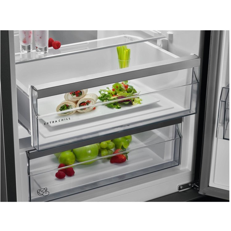 Refurbished AEG RCB636E3MW Freestanding 367 Litre 70/30 Frost Free Fridge Freezer White