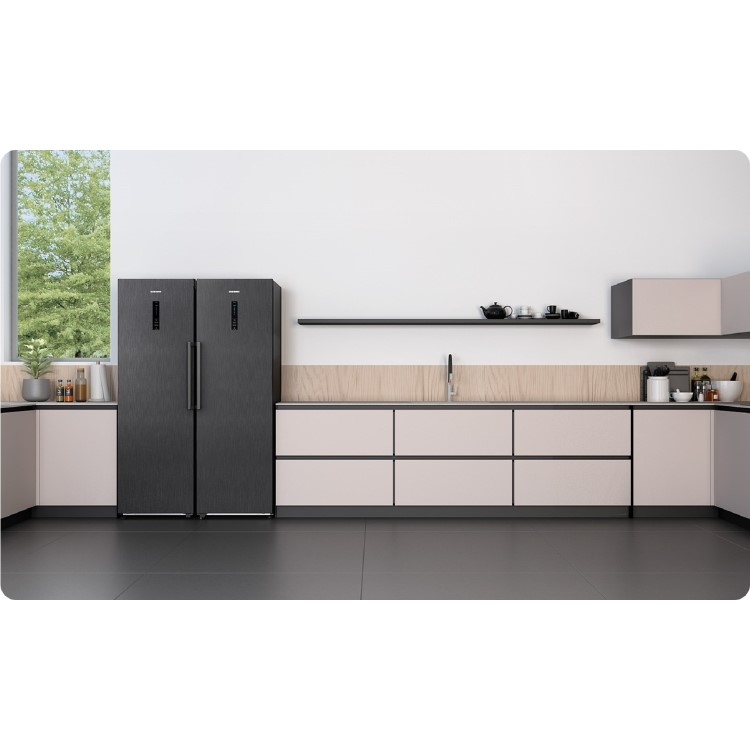 Samsung 382 Litre Tall Freestanding Larder Fridge - Black