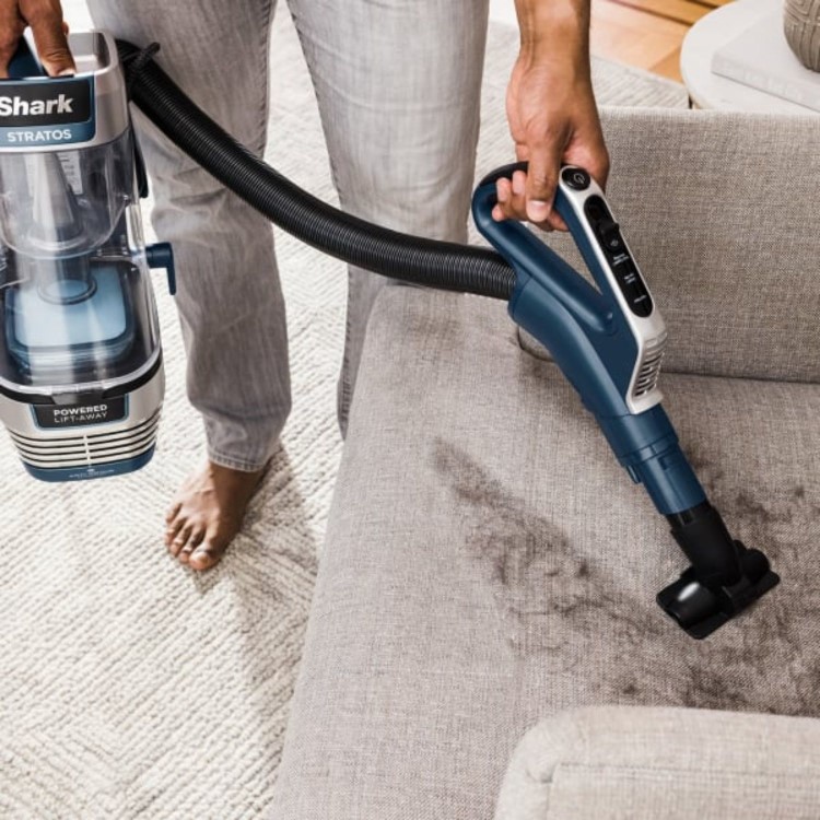 Shark AZ3000UKT Stratos XL Upright Vacuum Cleaner - Navy Blue