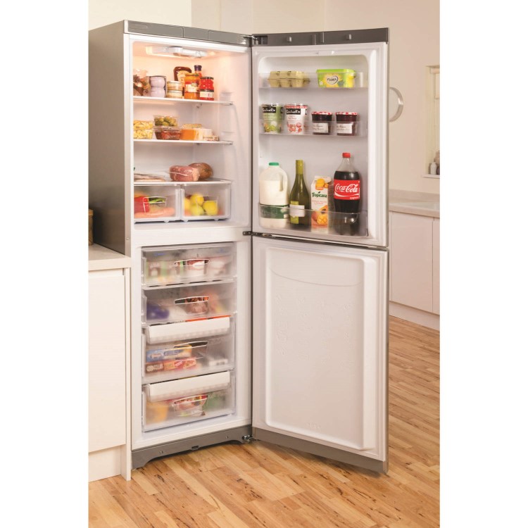 Indesit BIAA134PSI Free-Standing Fridge Freezer in Silver S7687