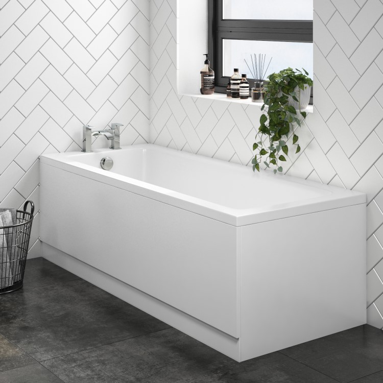 Rutland Square Single Ended Bath - 1500 x 700mm