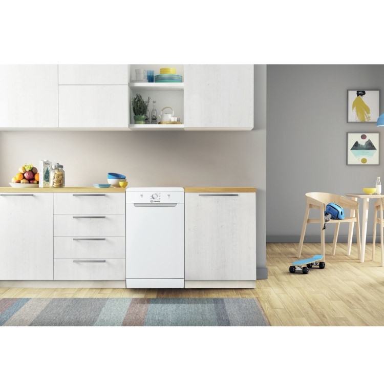 Indesit Freestanding Slimline Dishwasher - White